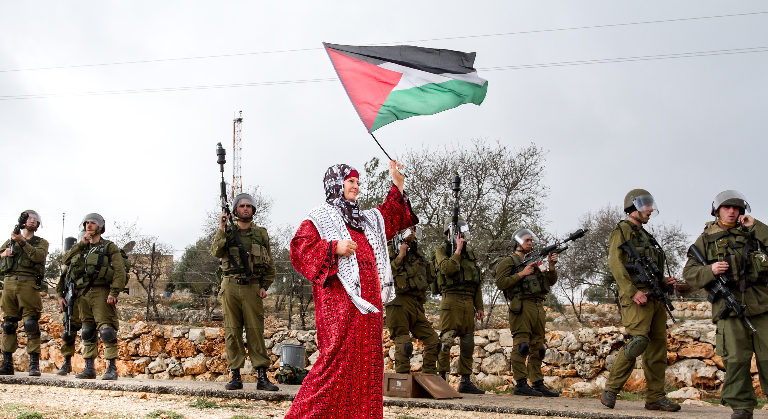 من ارض فلسطين للعالم - د. هديل رزق-القزاز